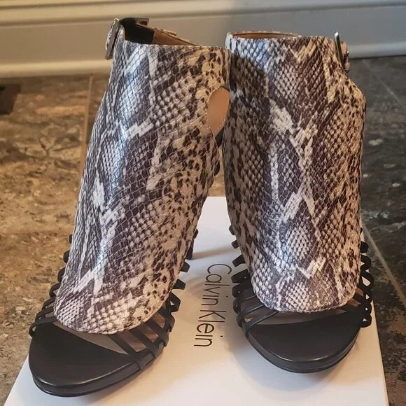 Calvin Klein Nalana Snakeskin Nappa Heels, Brand New in Box, Size 10 - Picture 2 of 12
